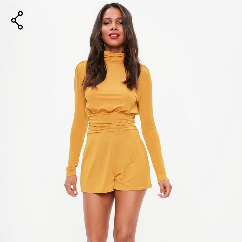 Misguided YellowTie Back Pleated Shoulder Playsuit